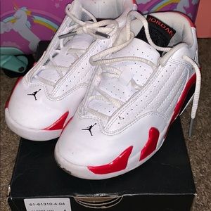 White/red Retro 14s